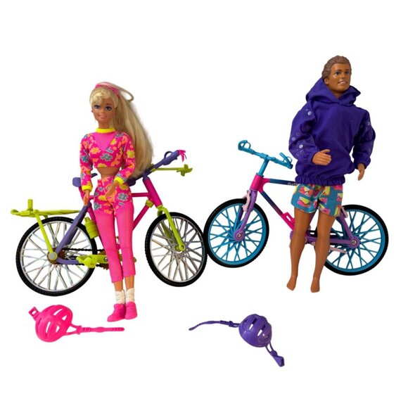 Barbie & Ken Bikin Set Accessories & Colorful Bikes 1995 - Picture 1 of 8